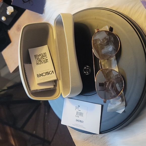 mk harley sunglasses with box brand new - Picture 1 of 2